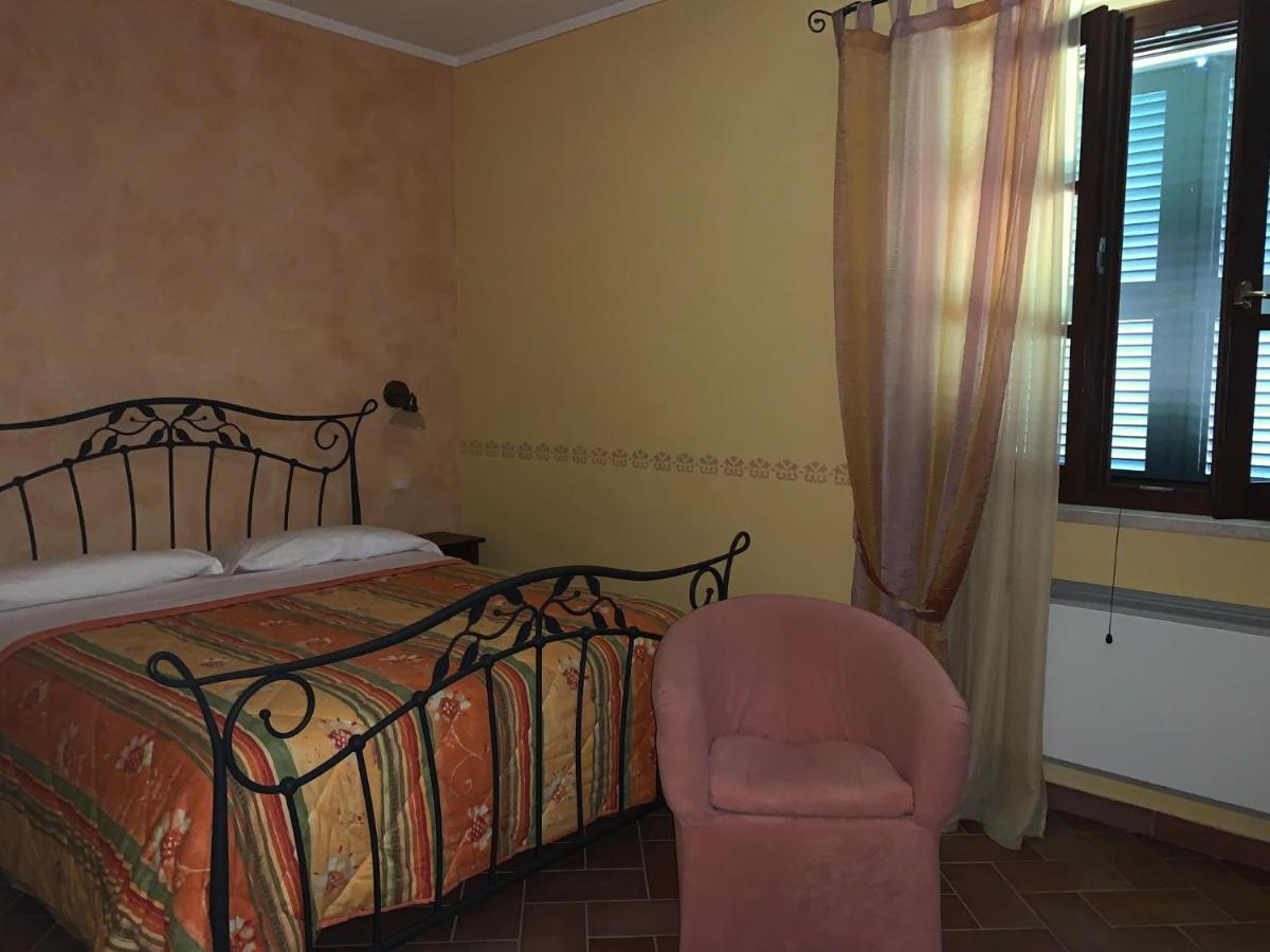 8380 Agriturismo L'Oleandro มอนเตเมราโน ภายนอก รูปภาพ