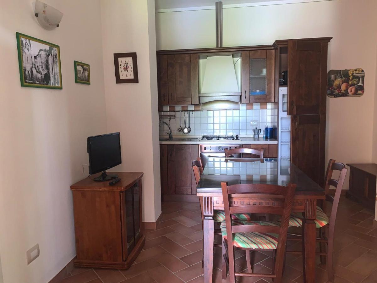 8380 Agriturismo L'Oleandro มอนเตเมราโน ภายนอก รูปภาพ