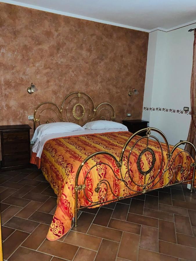 8380 Agriturismo L'Oleandro มอนเตเมราโน ภายนอก รูปภาพ